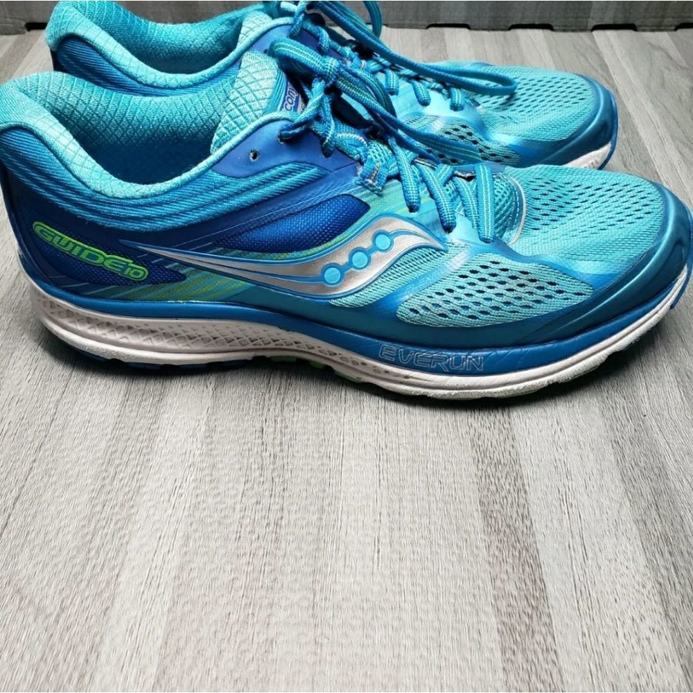 Saucony Women's Guide 10 Running Shoe